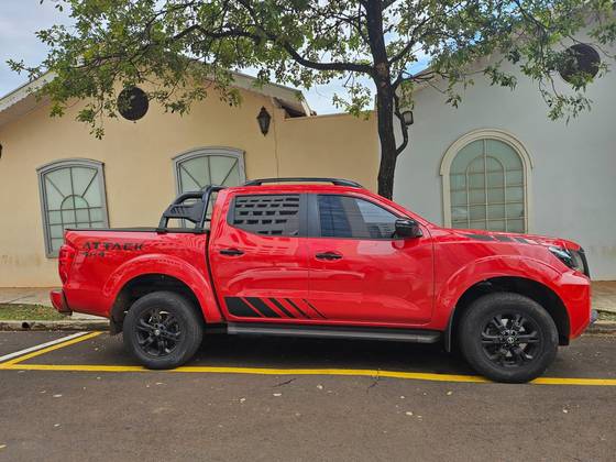 NISSAN FRONTIER 2.3 16V TURBO DIESEL ATTACK CD 4X4 AUTOMÁTICO